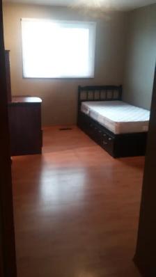 Student Rooms for Rent – Amherst Drive, Kitchener - Photo 4