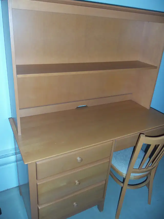 Wooden Desk with Hutch and Chair