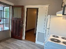 2 BR Prospect South/Main - Photo 8
