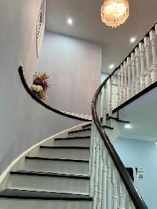 Master bedroom on 2nd floor (own washroom) in Pickering for Rent - Photo 2