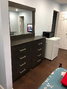 Master bedroom on 2nd floor (own washroom) in Pickering for Rent - Photo 5