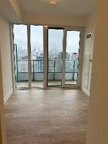 New Downtown Toronto Condo– Private Bedroom-All Utilities & 1Gbp - Photo 4