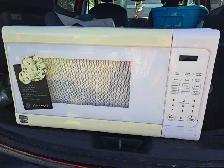 microwave - Photo 2