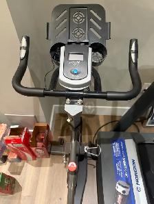 treadmill & exercise bike - Photo 2