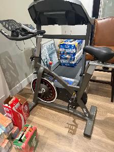 treadmill & exercise bike - Photo 3