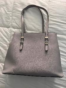 Guess purse, light grey, great condition - Photo 2