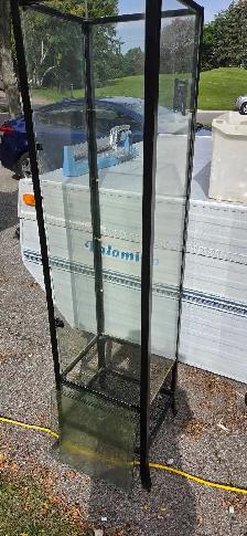 Glass Cabinet - Photo 3