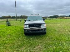 2002 Ford Explorer - Photo 3