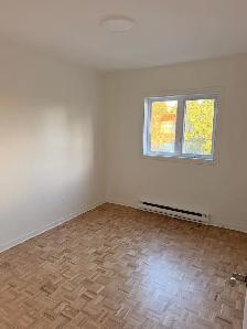 4 ½ RÉNOVÉ À MONTREAL, 1 350 $ PRÈS GALERIES D’ANJOU, TRANQUILLE - Photo 6