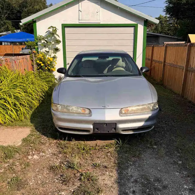 2002 Oldsmobile Intrigue