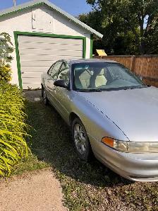 2002 Oldsmobile Intrigue - Photo 3