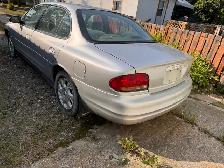 2002 Oldsmobile Intrigue - Photo 4