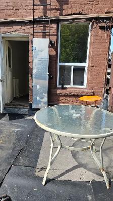 1 Bedroom Apartment in Toronto for Rent - steps from subway - Photo 2
