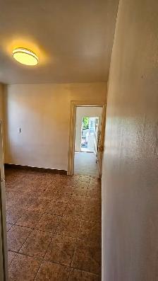 1 Bedroom Apartment in Toronto for Rent - steps from subway - Photo 5