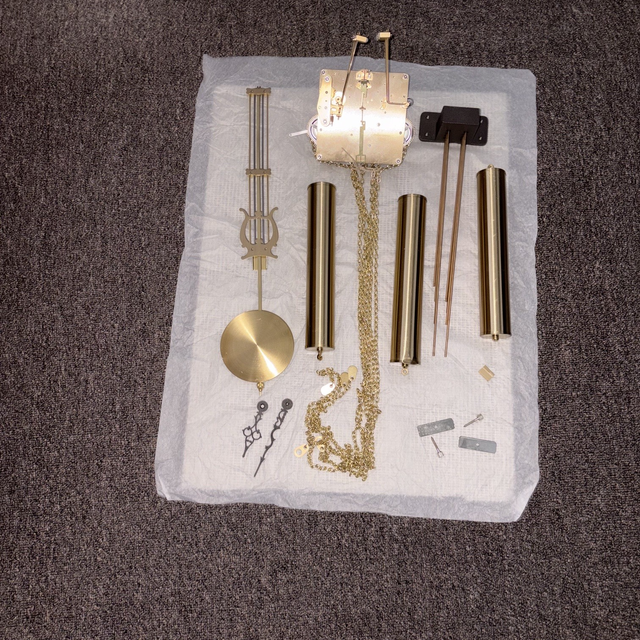 Intérieur pour assembler horloge grand père