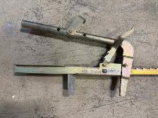 Landscaping Paver Lifting Tool - Photo 3