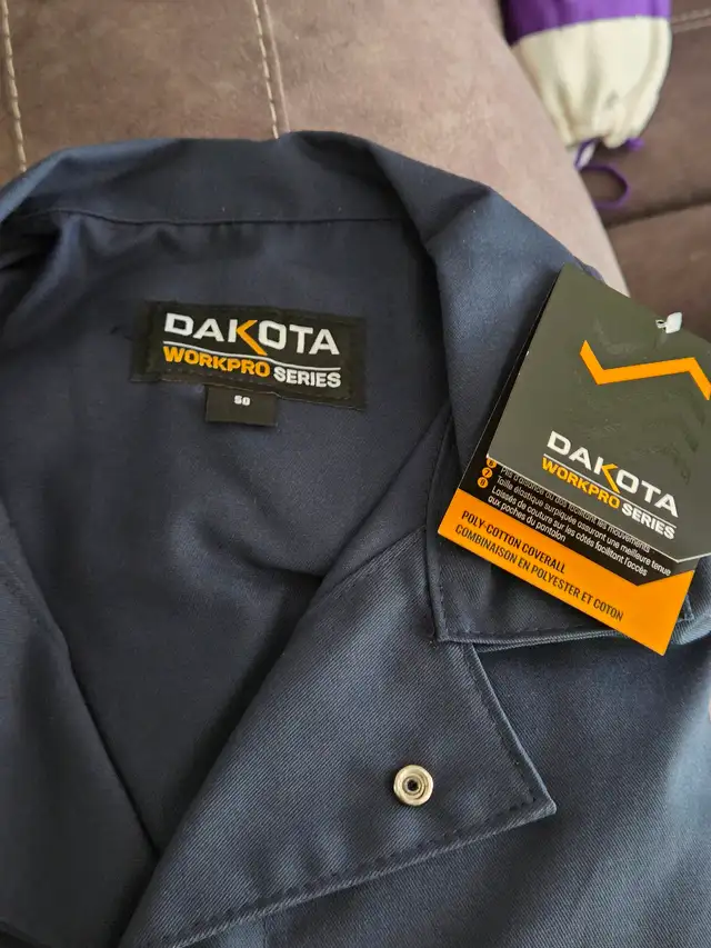 New With Tags .. Dakota Coveralls Size 50 .. Blue