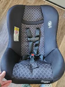 Cosco Kids car seat