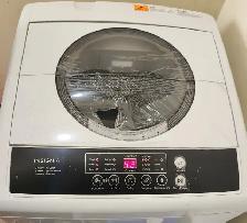 Washer Insignia 1.6 Cu. Ft. Portable Top-Load Washer - Like New