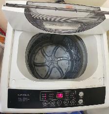 Washer Insignia 1.6 Cu. Ft. Portable Top-Load Washer - Like New - Photo 2