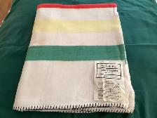 DRAPS  FLALANETTE  HUDSON’S BAY   NEUFS