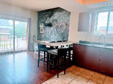 Furnished 5 Bedrooms Suite at University Ave. & King St. for ren - Photo 3