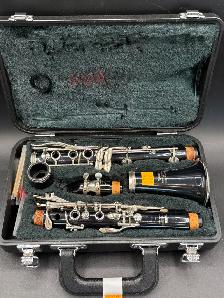 Yamaha Model 20 Clarinet Complete in Hard Travel Case