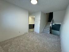 3 Bed 1.5 Bath Townhouse Condo for Rent in Sturgeon Creek - Photo 10
