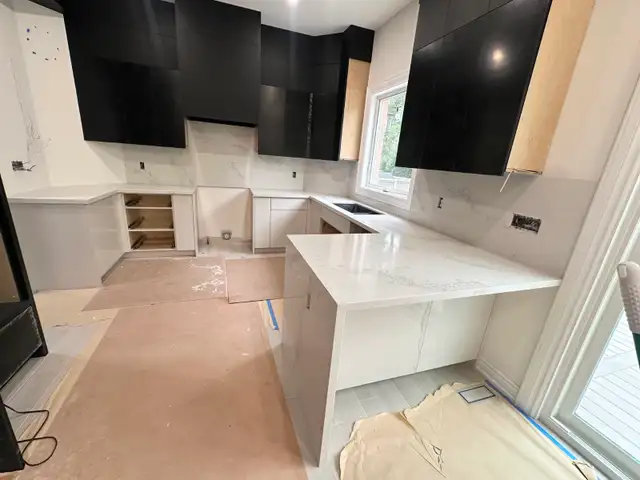 QUARTZ COUNTERTOPS