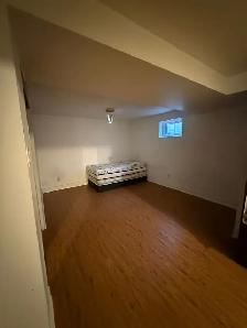2 Bed 1 Bath Basement - Photo 7