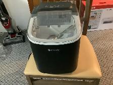 ice maker - Photo 2