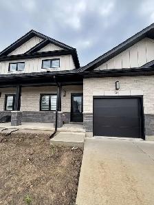 Spacious 4 1 Bed, 4 Bath | Corunna | Garage & Finished Basement