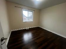 Rapids Parkway- Immaculate 5 Bedroom Home - Photo 11