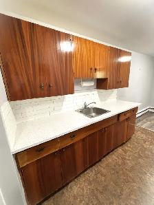 Bright 1-Bed Apartment in a Prime Location – All Inclusive! - Photo 8