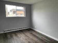 Bright 1-Bed Apartment in a Prime Location – All Inclusive! - Photo 10