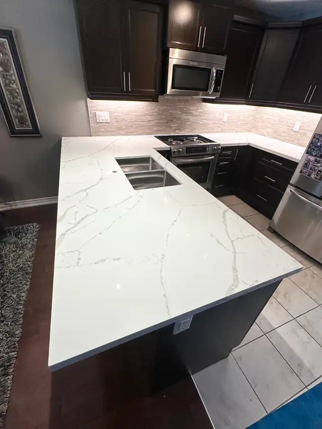 QUARTZ COUNTERTOPS