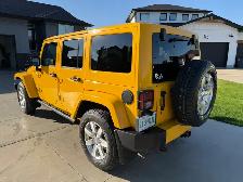 2015 Jeep Wrangler Unlimited Sahara - Photo 4