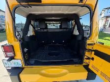 2015 Jeep Wrangler Unlimited Sahara - Photo 6