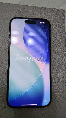 Apple iPhone 16