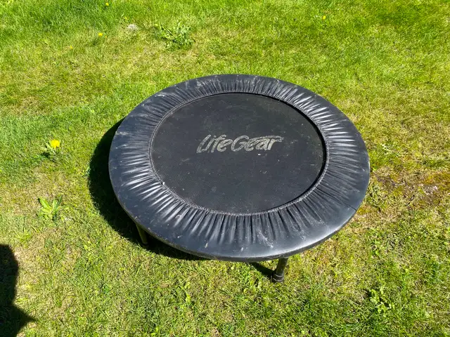 Trampoline