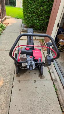 Craftsman single stage electric start or pull start snow blower. - Photo 2