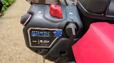 Craftsman single stage electric start or pull start snow blower. - Photo 4