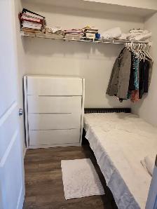 3 Bedroom, 2 Full Bathrooms Luxury Condo Short & Long Term rent - Photo 6