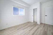 GORGEOUS 2 bed 2 bath apartment in West Broadway! - Photo 9