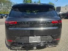 2025 Land Rover Range Rover Sport Dynamic SE - Photo 4
