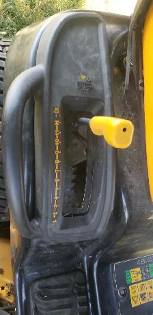 Craftsman riding mower - Photo 6