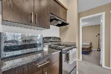 2 bedroom,  1 washroom 1 car parking,  for immediate possession - Photo 2