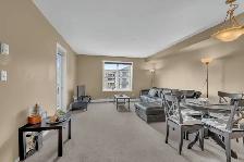 2 bedroom,  1 washroom 1 car parking,  for immediate possession - Photo 9