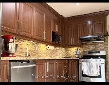 Private/Shared Room for rent in Brampton Only Males - Photo 2