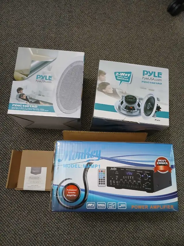 stereo amplifier and speakers